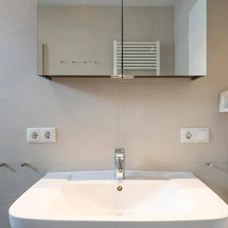 425, Seepark Apartament